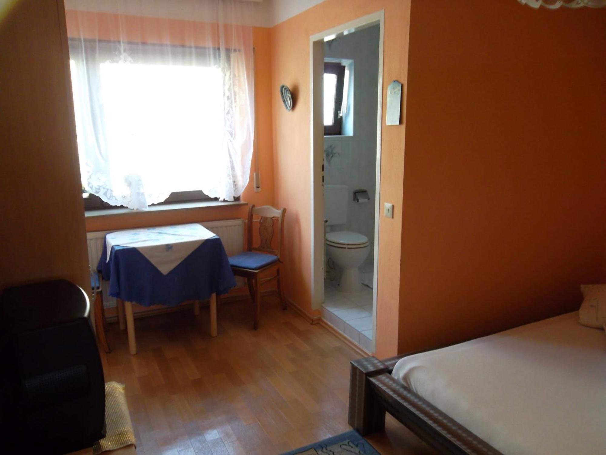 Gasthof Und Pension Mainzer Rad 슈베친겐 외부 사진