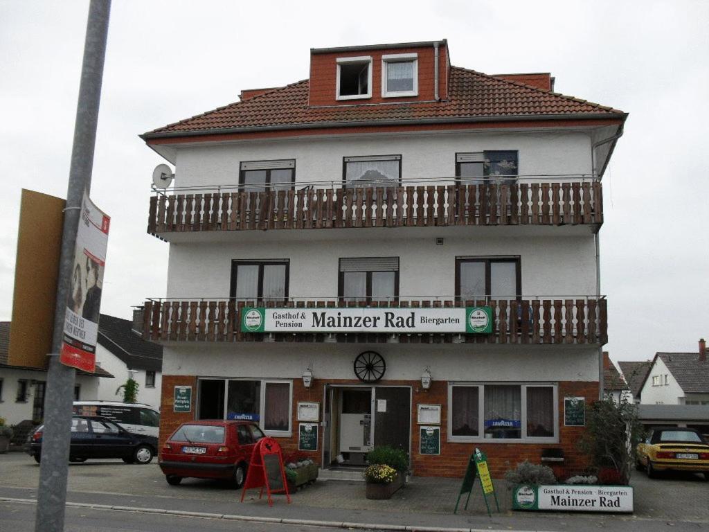 Gasthof Und Pension Mainzer Rad 슈베친겐 외부 사진