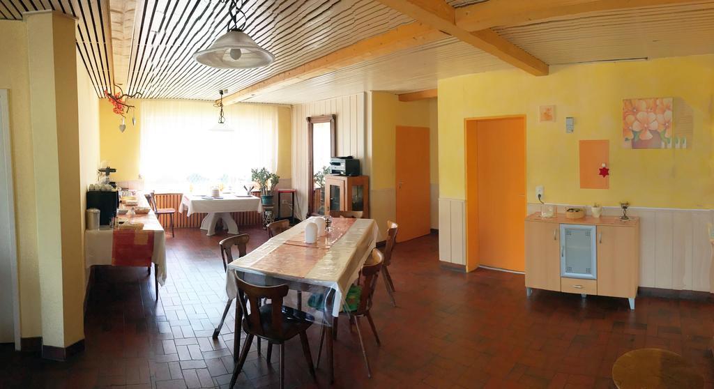 Gasthof Und Pension Mainzer Rad 슈베친겐 외부 사진