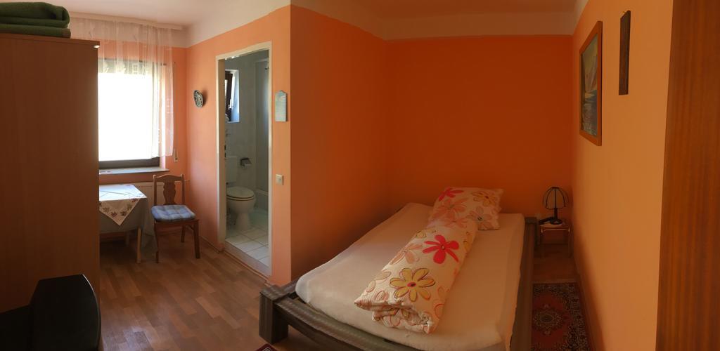 Gasthof Und Pension Mainzer Rad 슈베친겐 외부 사진